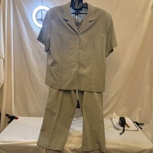 NEW Briggs New York Womens 18W Green 2 Piece Pants And Top Outfit Easy Care Vtg